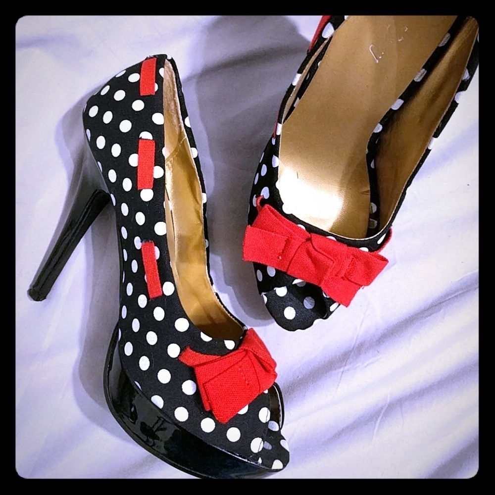 Peep Toe Polkadot Stiletto Pumps